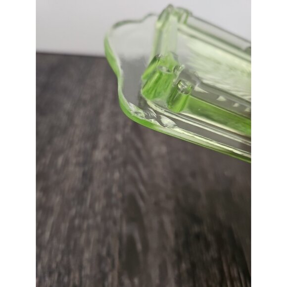 Vintage Optic Green Depression Uranium Glass Butter Dish w/ Lid - Block Pattern - Picture 8 of 12